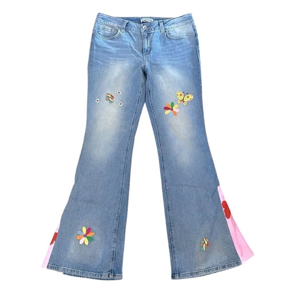L.e.i. Sophia Hiphugger Flares Patchwork Jeans